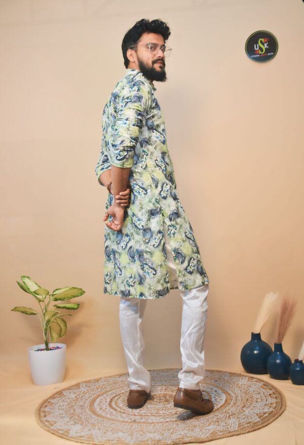 Men green digital kurta - Image 2