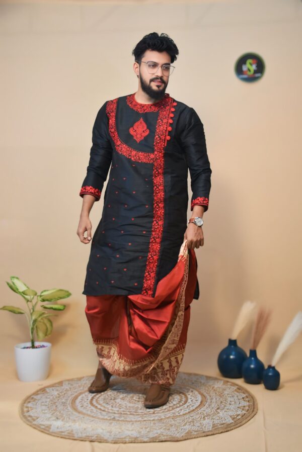 Black Emb Middle Kalka Fashion